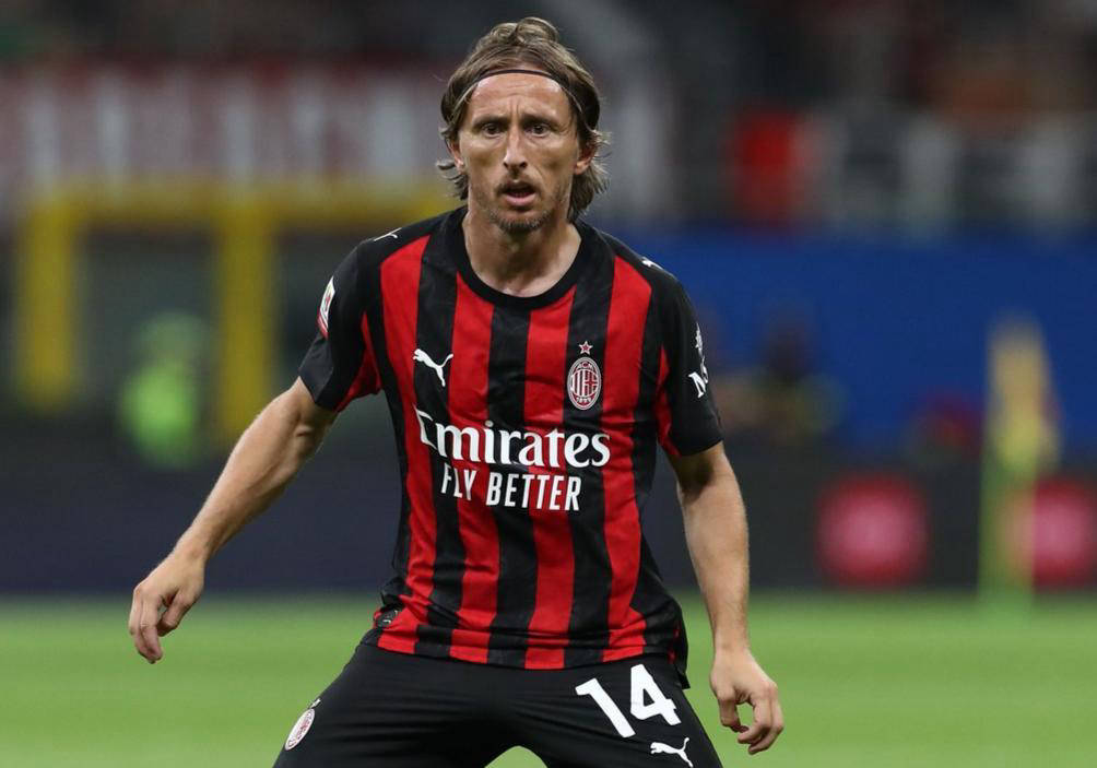 篮球湖人媒体日热度爆表，多人亮相