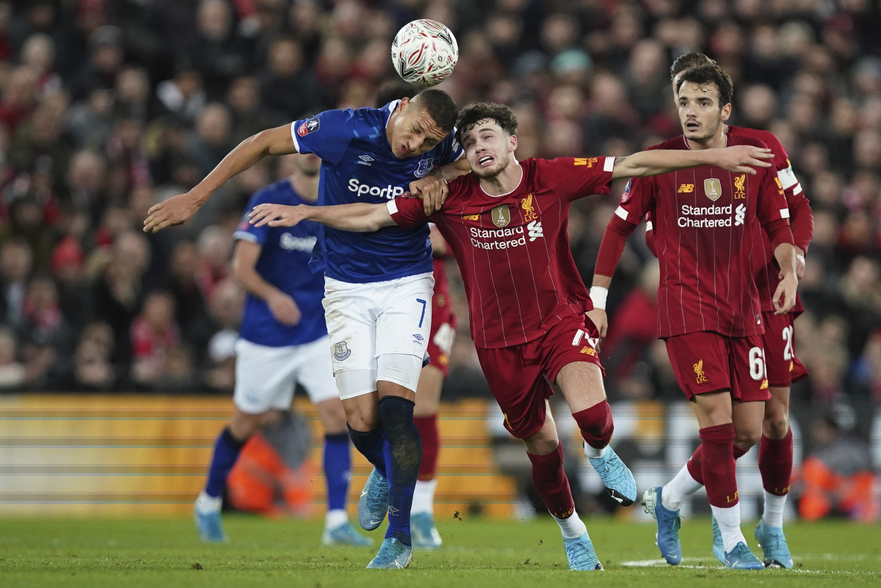 张耀坤：年轻人想踢上中超不易；现在的青训太功利忽略基本功